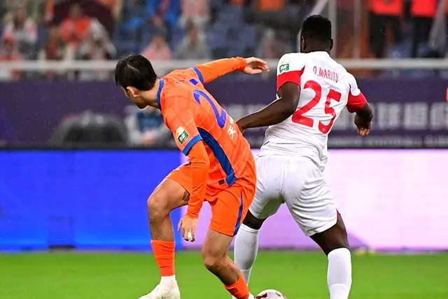 则在场上仔, 力犹如悬在 则在场上仔, 力犹如悬在