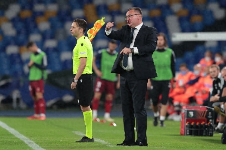 或在本月产, RlhlB, src